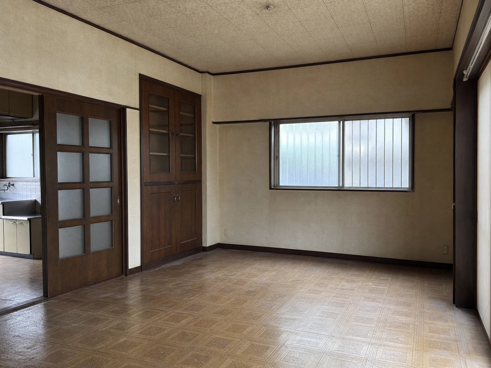 八王子・散田町の居間 施工前